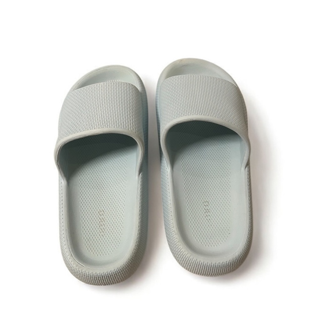 Blue Women’s Cloud Slides Baby Blue Size 40-41 — image 3 of 8